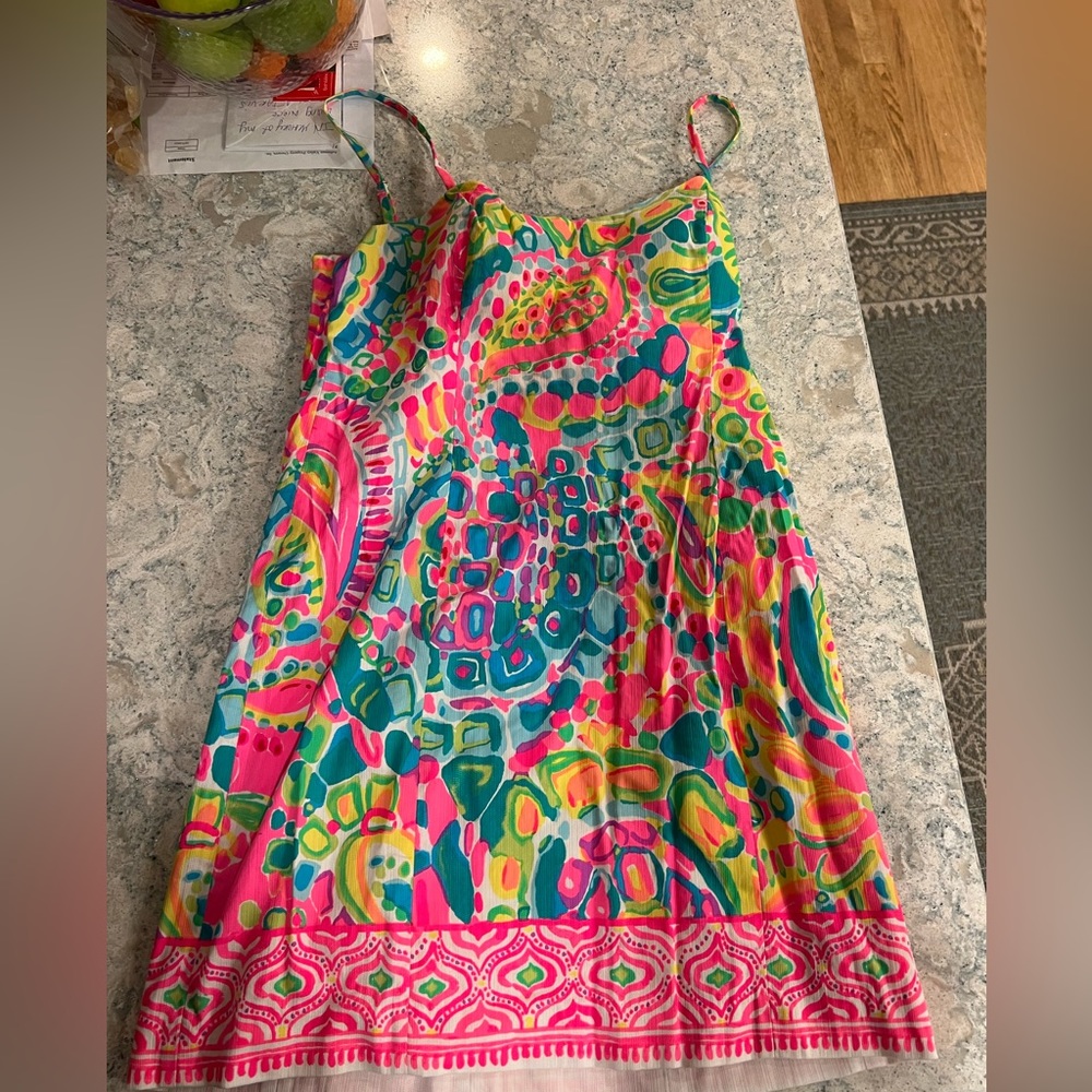 EUC Lilly dress. Worn once! Cute ties in the back.